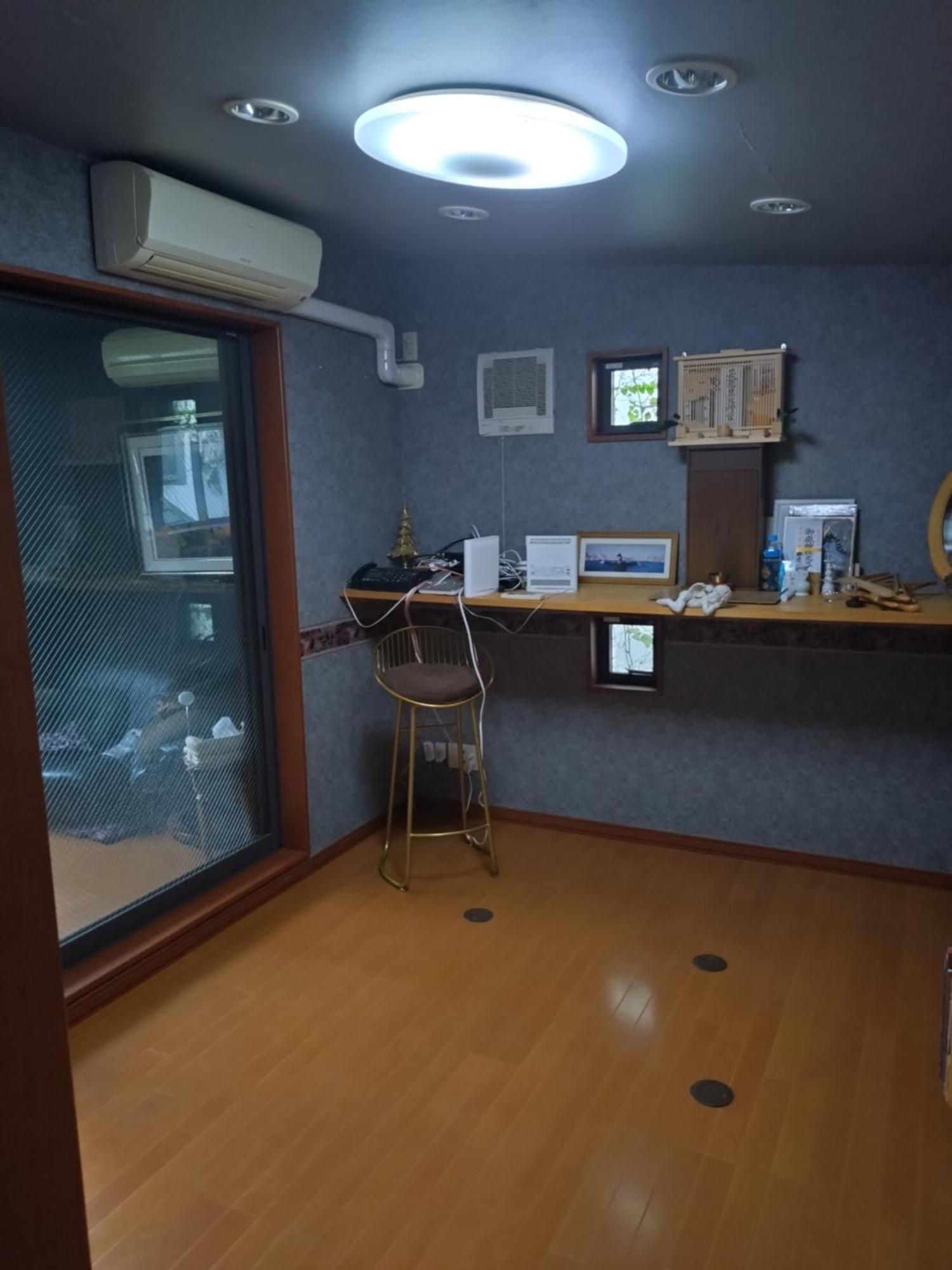 Stage Apartment *